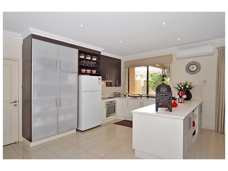 32 Poltong Crescent, Encounter Bay SA 5211