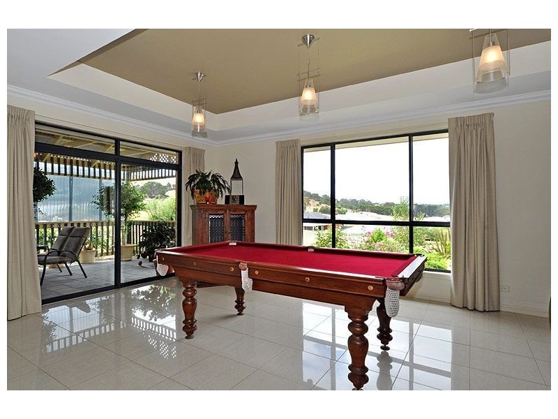 32 Poltong Crescent, Encounter Bay SA 5211