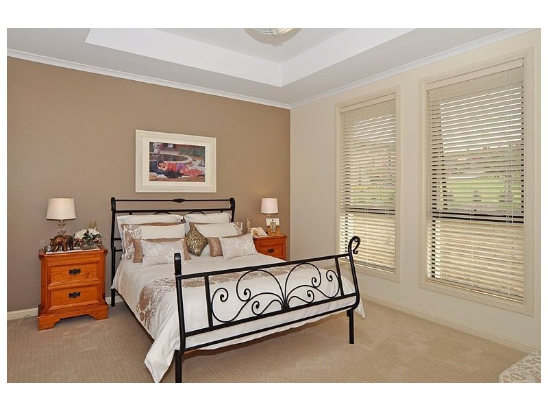 32 Poltong Crescent, Encounter Bay SA 5211