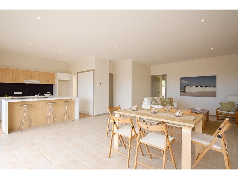 28 High Street, Victor Harbor SA 5211