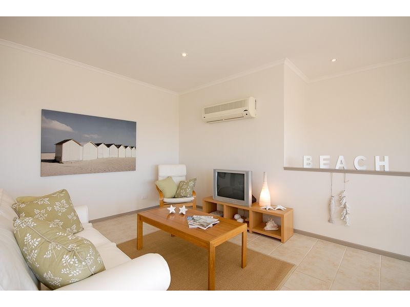 28 High Street, Victor Harbor SA 5211