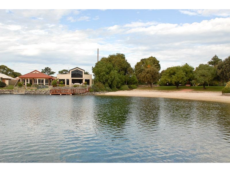 76 Nicolas Baudin Drive, Encounter Bay SA 5211