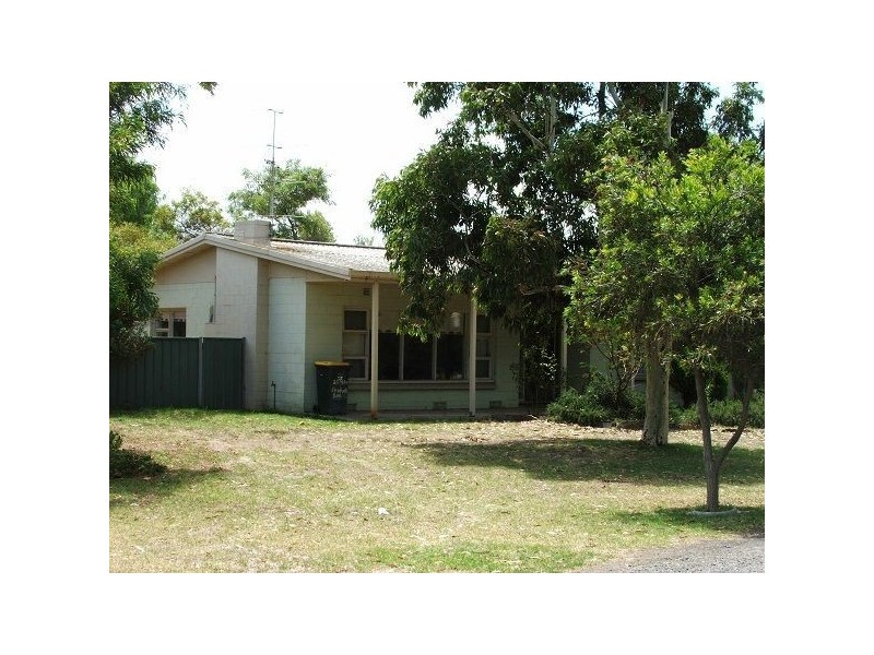 25 Petrel Avenue, Encounter Bay SA 5211