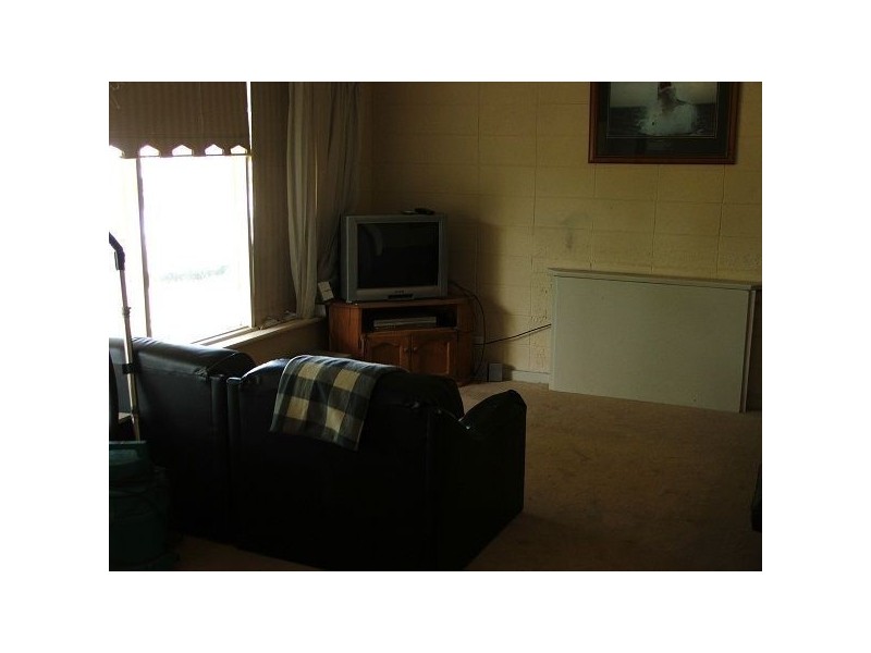 25 Petrel Avenue, Encounter Bay SA 5211