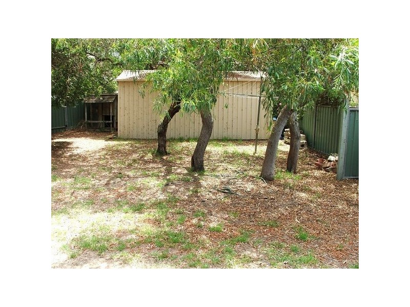 25 Petrel Avenue, Encounter Bay SA 5211