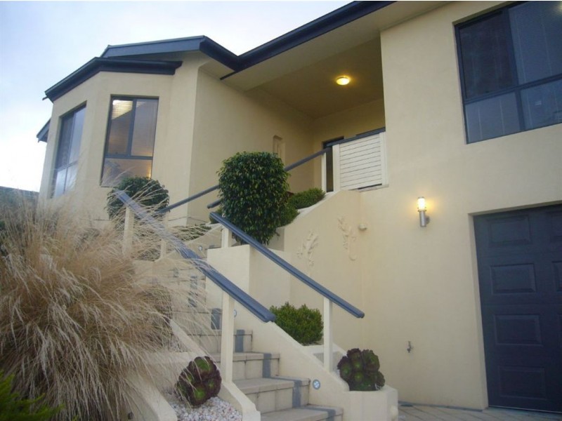 16 Zilm Court, Encounter Bay SA 5211
