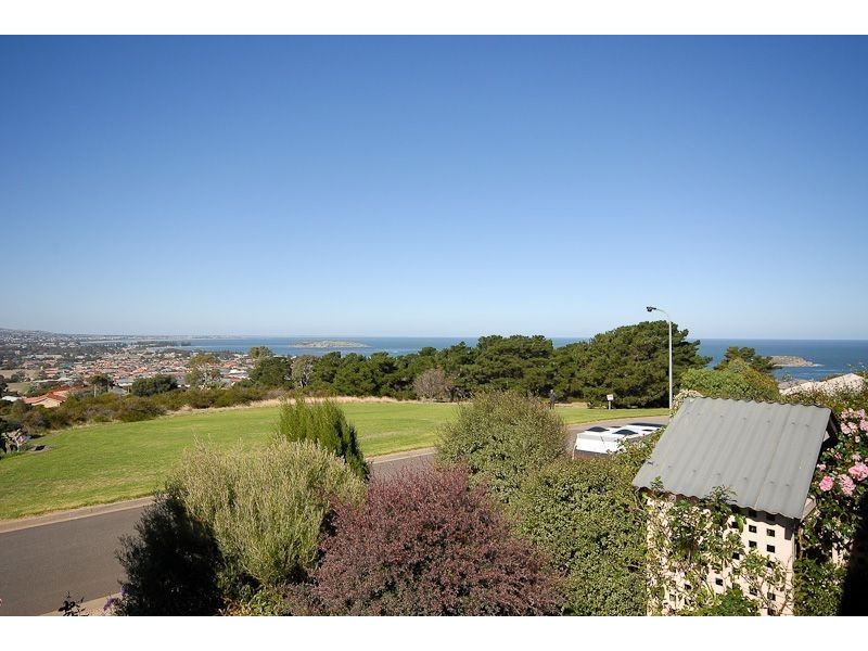 43 Stone Hut Circuit, Encounter Bay SA 5211