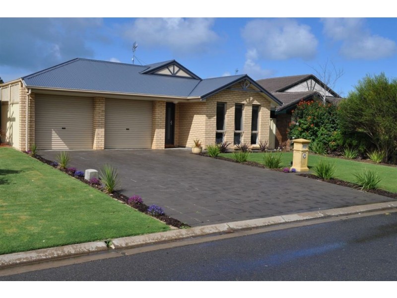 18 Coromandel Drive, Mccracken SA 5211