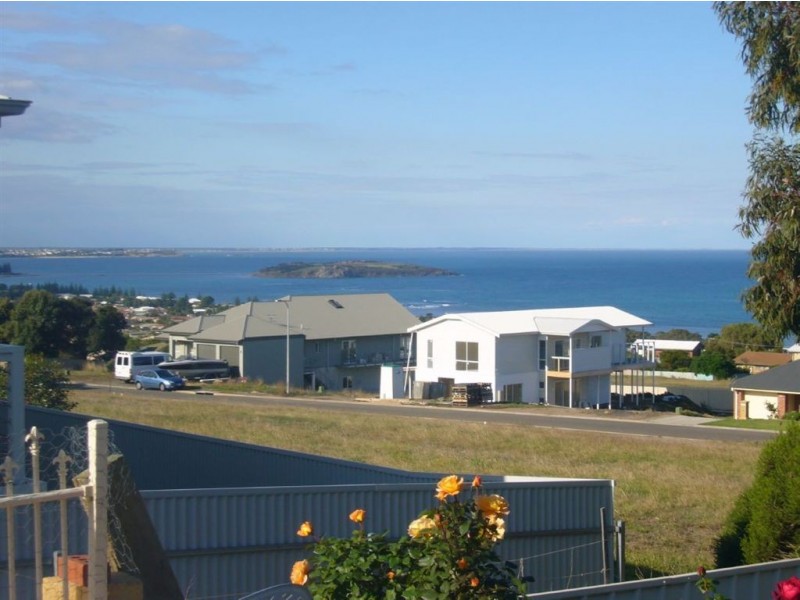 24 Stone Hut Circuit, Encounter Bay SA 5211