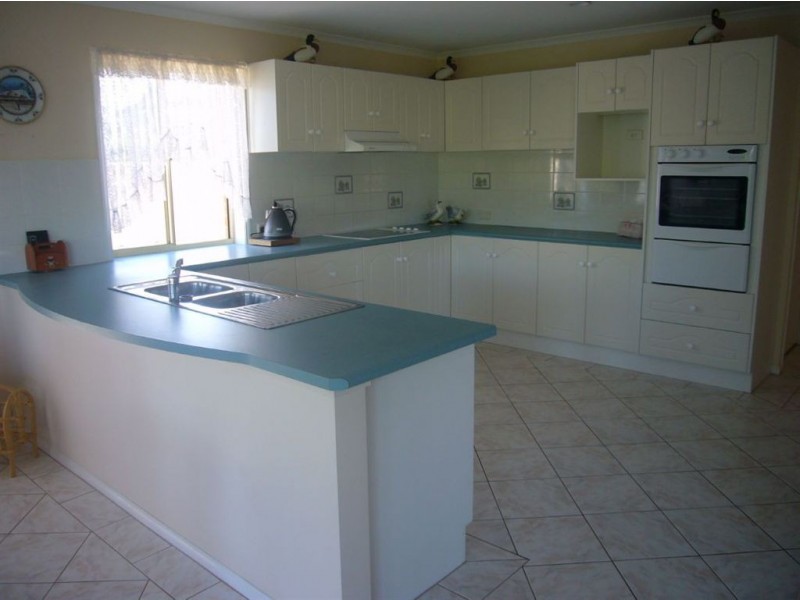 24 Stone Hut Circuit, Encounter Bay SA 5211