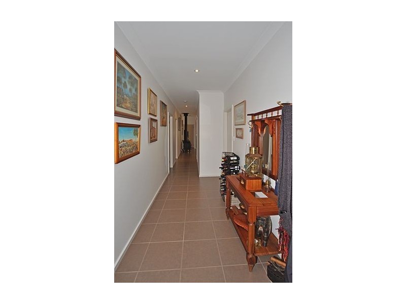 8 Jeffery Drive, Encounter Bay SA 5211