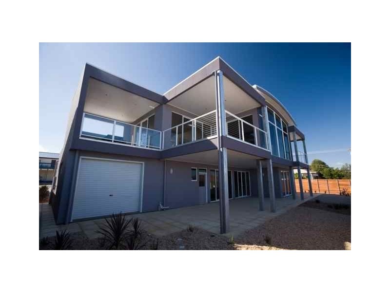 15 Barbara St, Port Elliot SA 5212