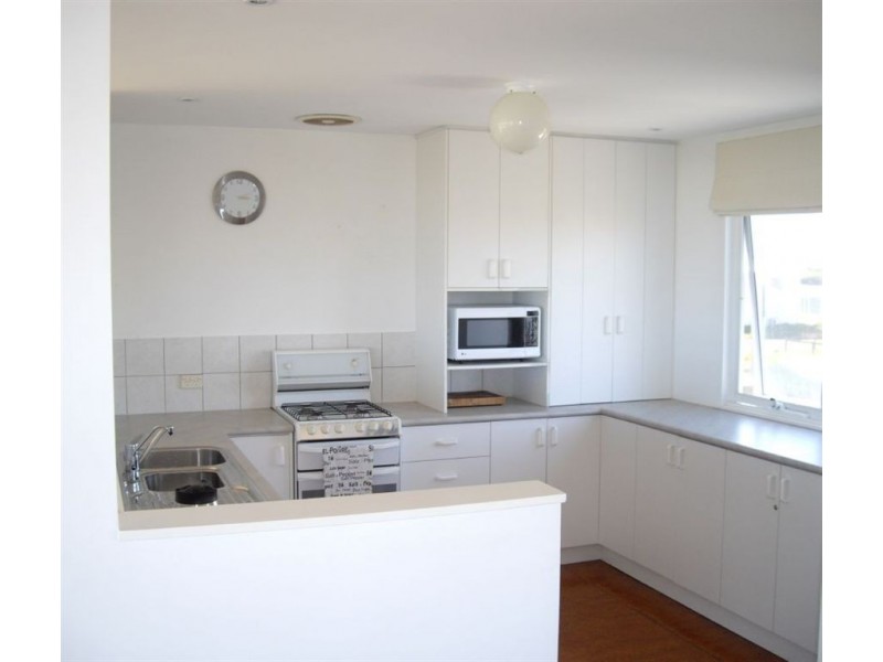 17 Newell Avenue, Middleton SA 5213