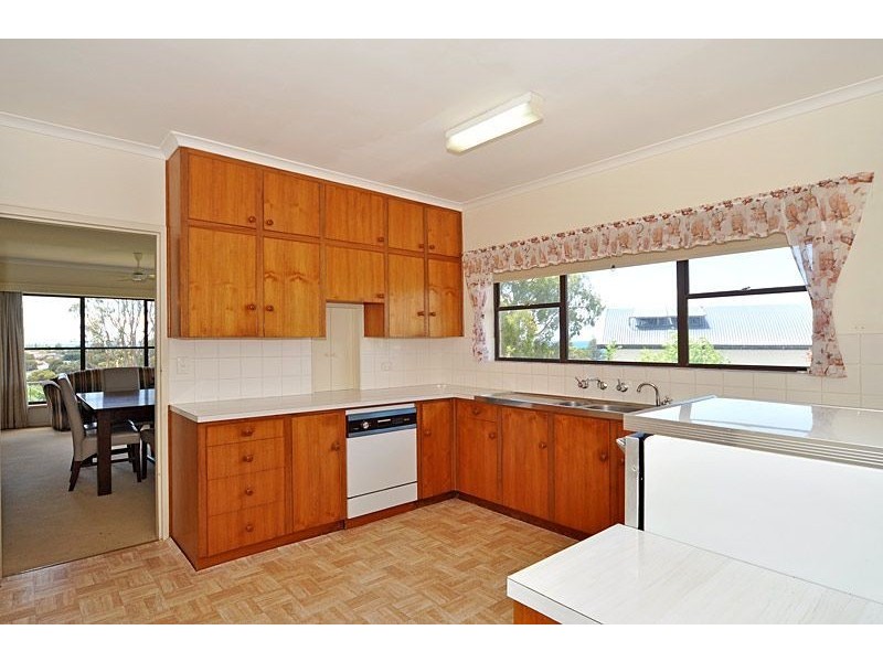 36 Whalers Road, Encounter Bay SA 5211