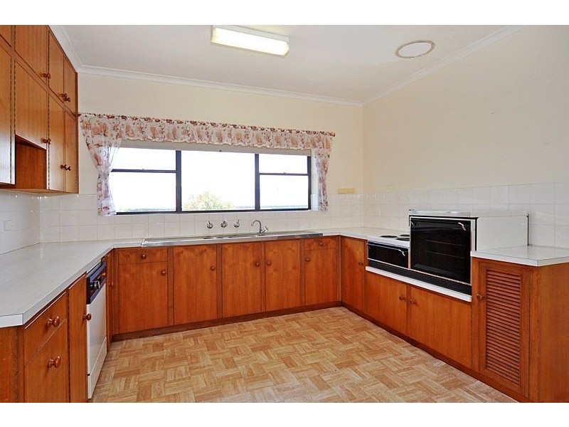 36 Whalers Road, Encounter Bay SA 5211