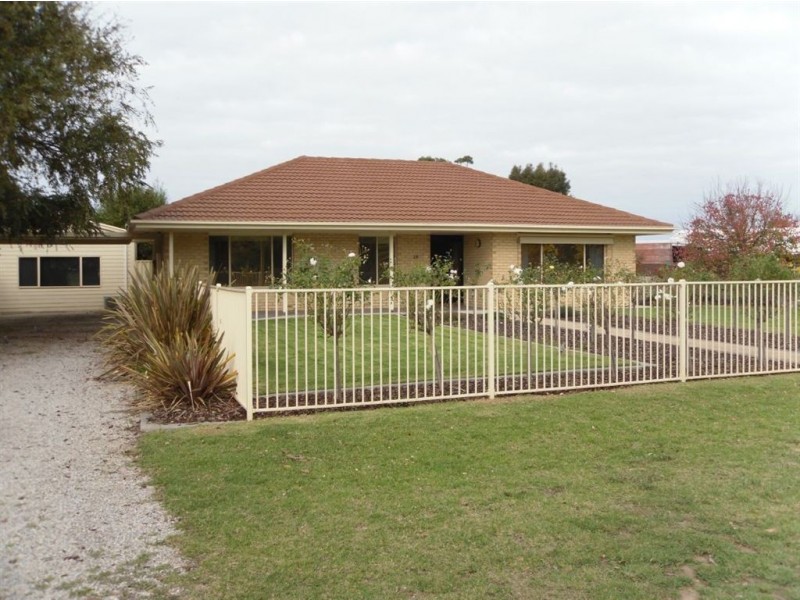 28 Lamont Road, Victor Harbor SA 5211