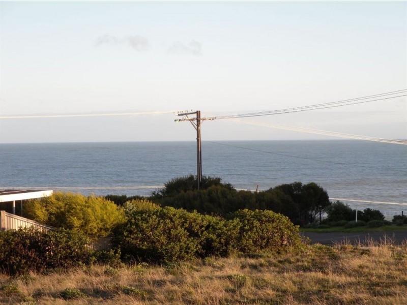 2 Seaview Road, Port Elliot SA 5212