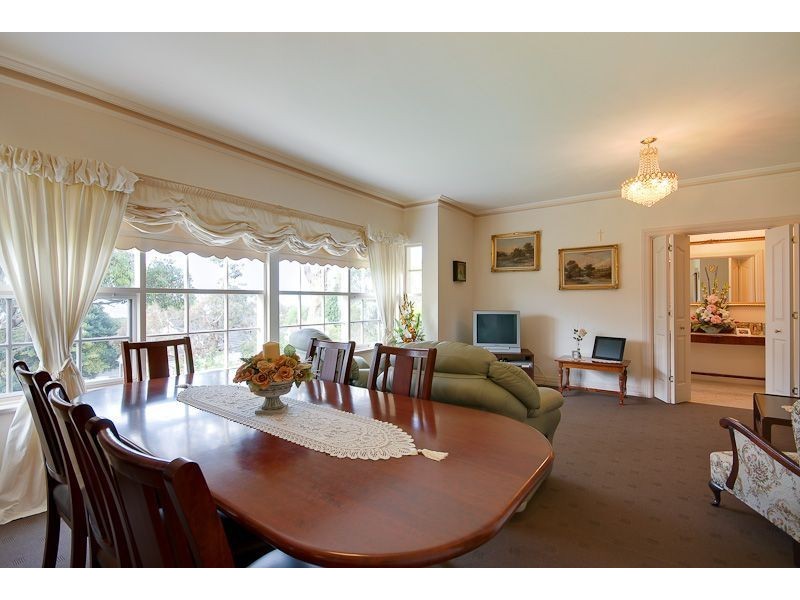 4 Fernbank Road, Victor Harbor SA 5211