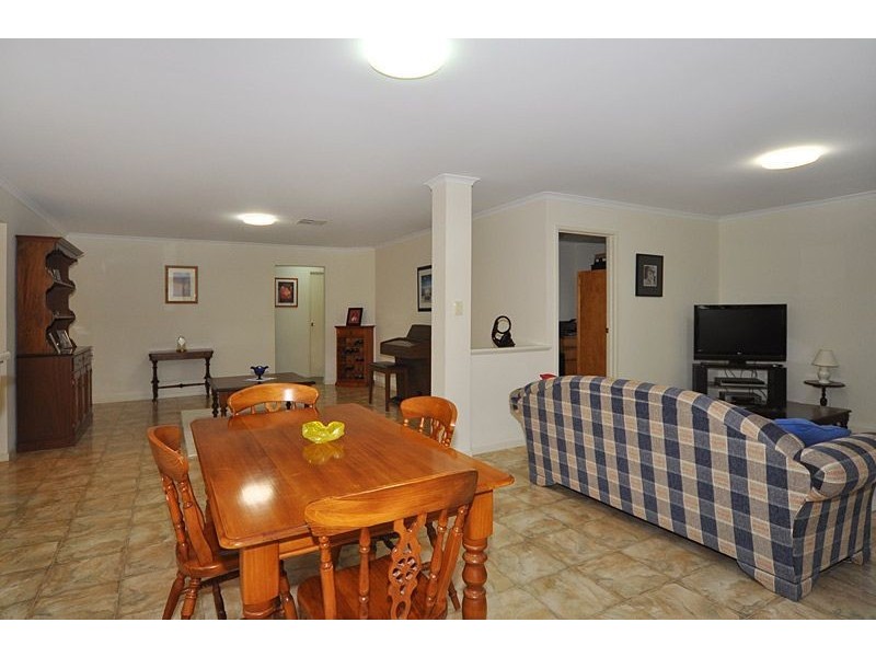 12 Orca Place, Encounter Bay SA 5211