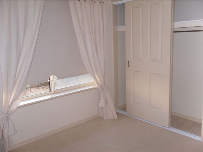 14 Coromandel Drive, Mccracken SA 5211