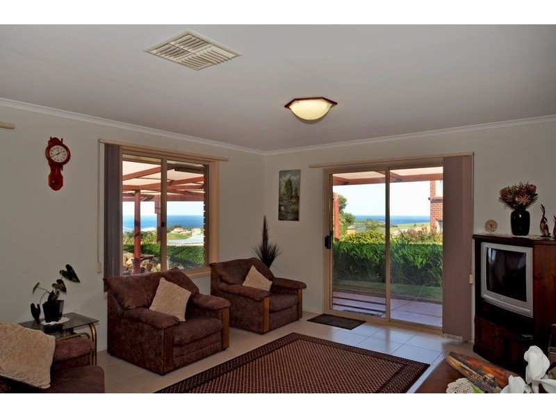 41 Southern Right Crescent, Encounter Bay SA 5211