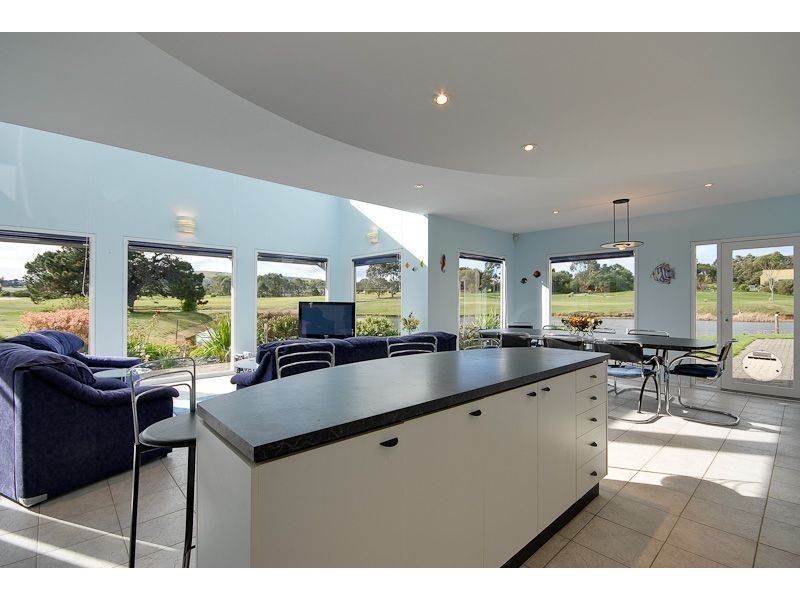 1/7 Tam O’Shanter Place, Mccracken SA 5211