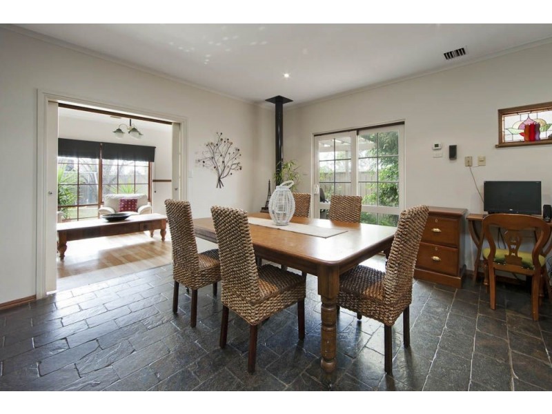 1 Leak Avenue, Glenelg North SA 5045