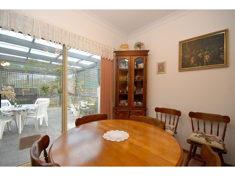 10 Dolphin Ave, Encounter Bay SA 5211