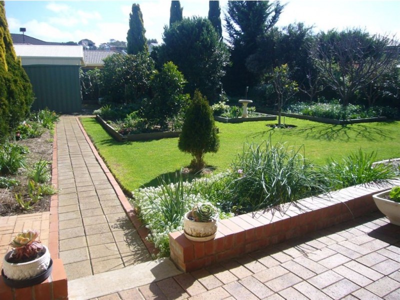 7 Crystal Court, Encounter Bay SA 5211