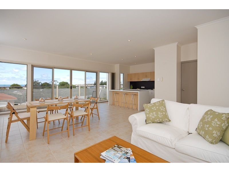 28 High Street, Victor Harbor SA 5211