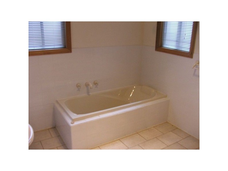 9 Millard Court, Encounter Bay SA 5211