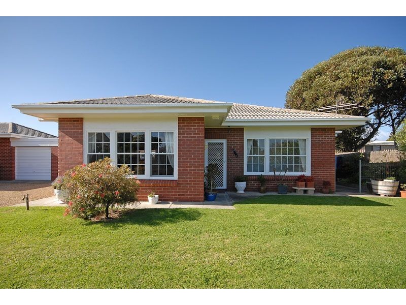 3/7c Tregonning Street, Victor Harbor SA 5211