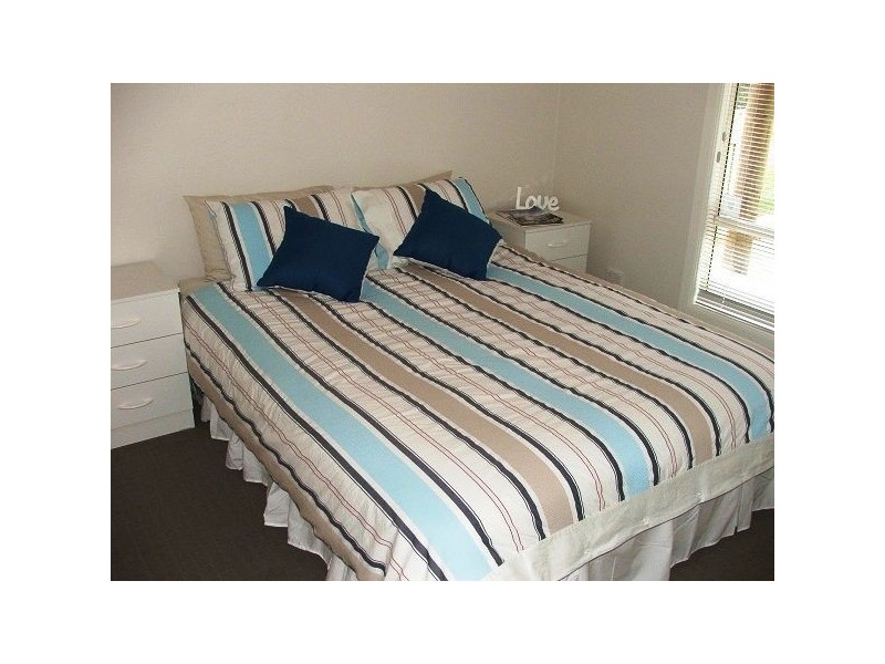 19 Sweetman Avenue, Encounter Bay SA 5211