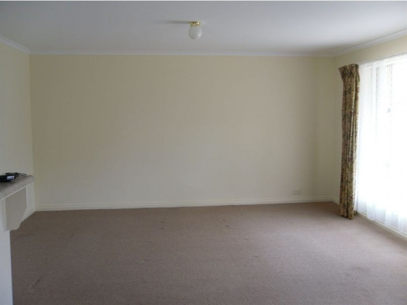 8 Allen Street, Encounter Bay SA 5211