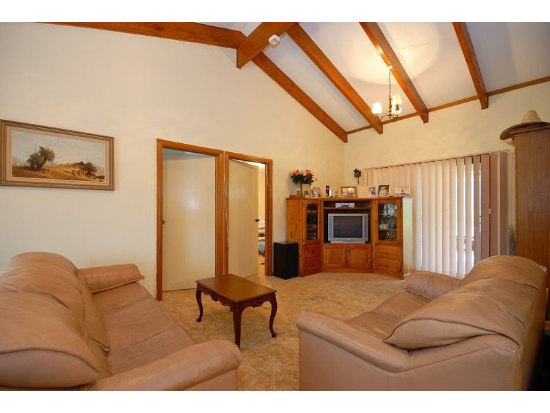 21 Lord Hobart Crescent, Encounter Bay SA 5211