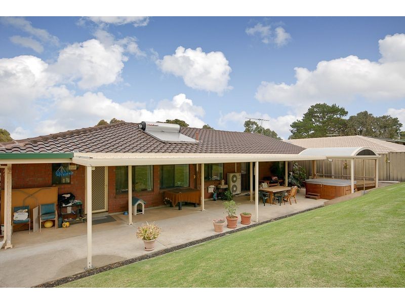 21 Lord Hobart Crescent, Encounter Bay SA 5211