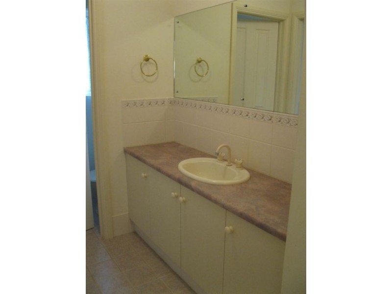 2 TamO’Shanter Place, Mccracken SA 5211