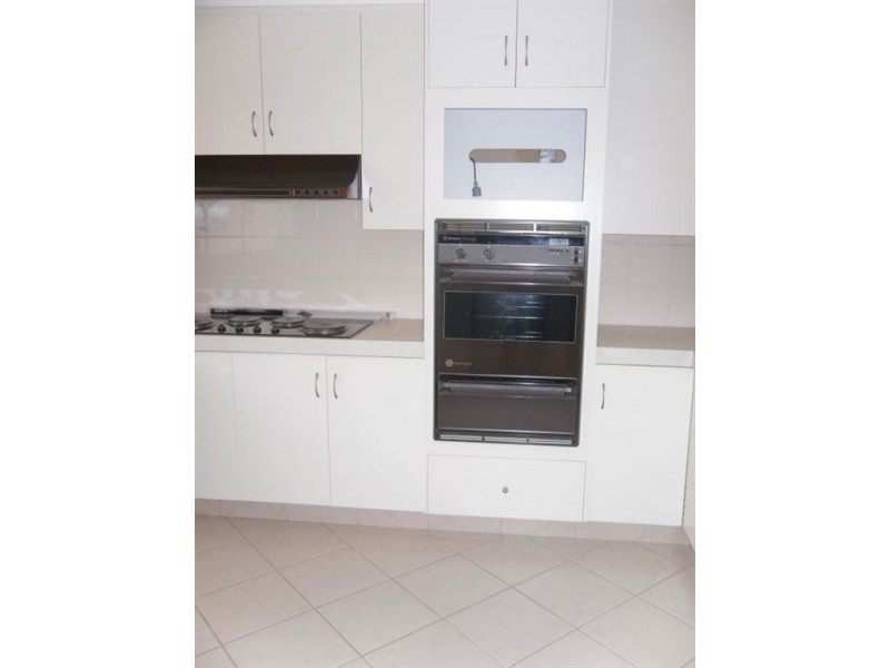 37 Renown Avenue, Victor Harbor SA 5211