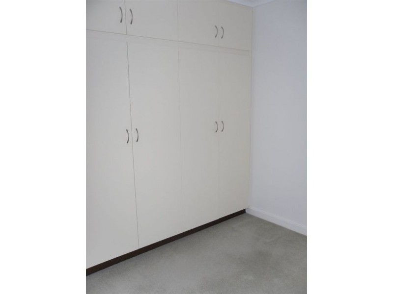 37 Renown Avenue, Victor Harbor SA 5211