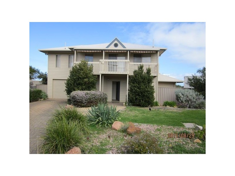 11 England Avenue, Port Elliot SA 5212
