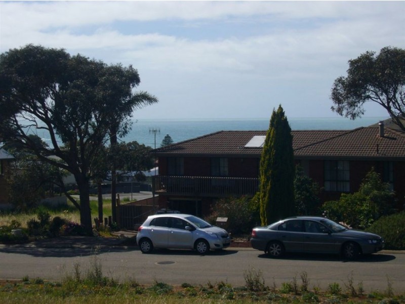 8 Davies Street, Encounter Bay SA 5211