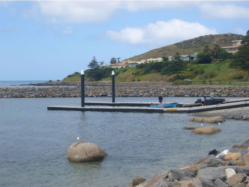 8 Davies Street, Encounter Bay SA 5211