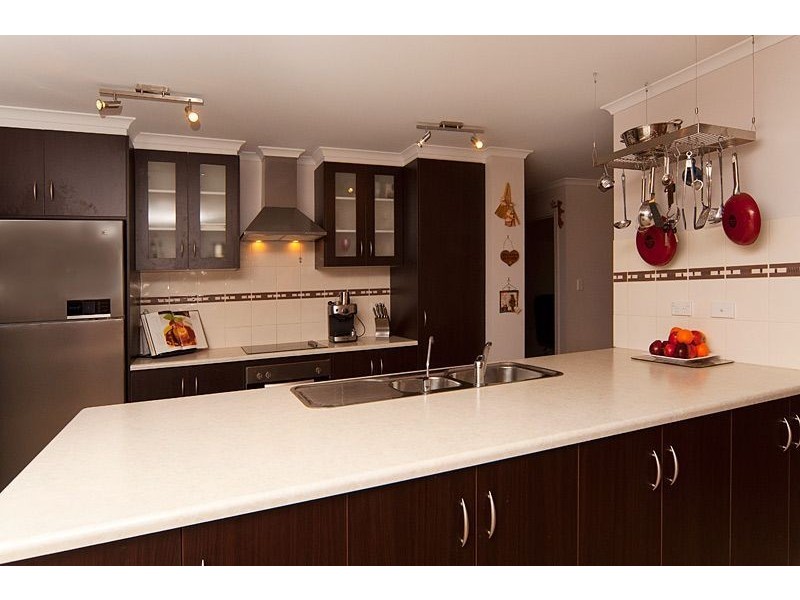 6 Barton Court, Encounter Bay SA 5211