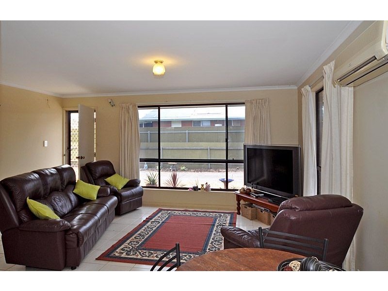 1/6 Charles Street, Encounter Bay SA 5211