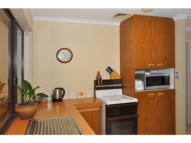 1/6 Charles Street, Encounter Bay SA 5211