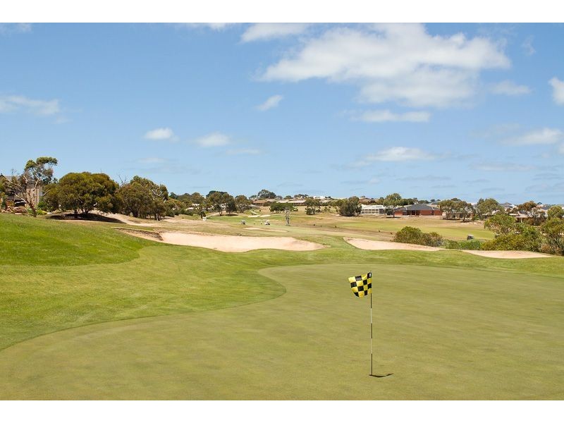 132 Coromandel Drive, Mccracken SA 5211