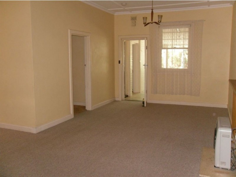 54 Victoria Street, Victor Harbor SA 5211