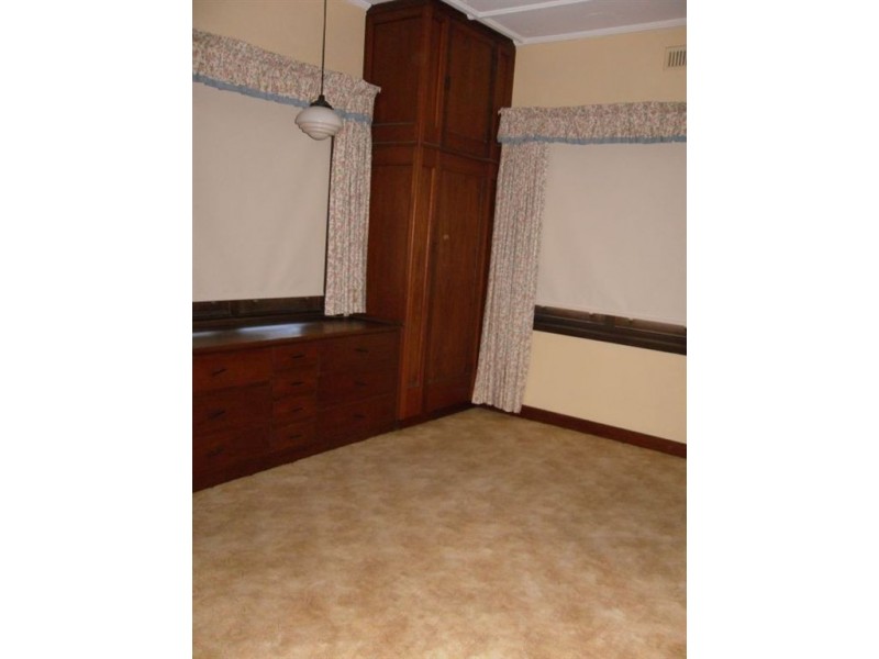 54 Victoria Street, Victor Harbor SA 5211