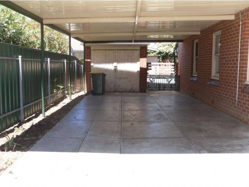 54 Victoria Street, Victor Harbor SA 5211