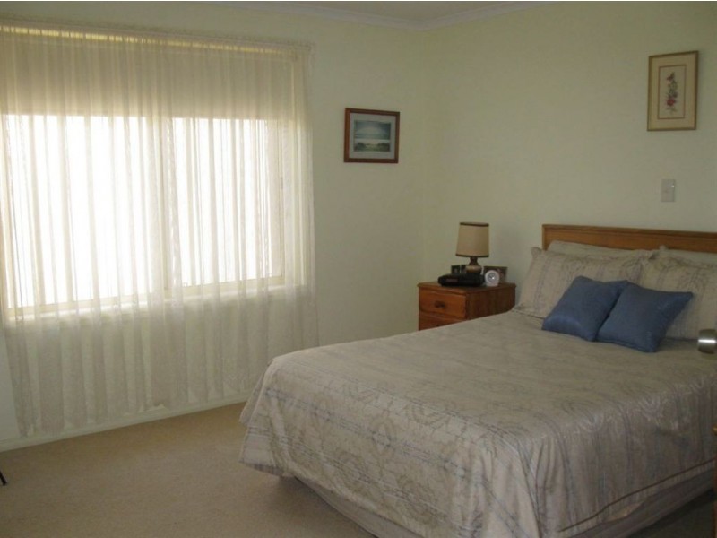 6 Heysen Parade, Hayborough SA 5211